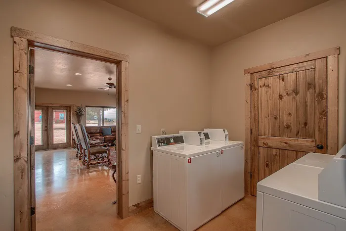 Heritage Oaks RV Park Picture 5