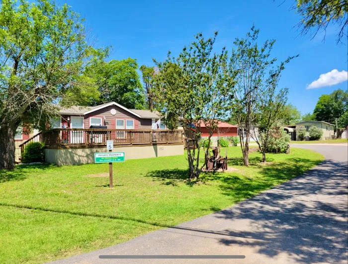 Barons Creek Community Picture 3