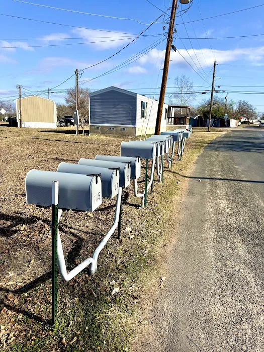 Barons Creek Community Picture 4