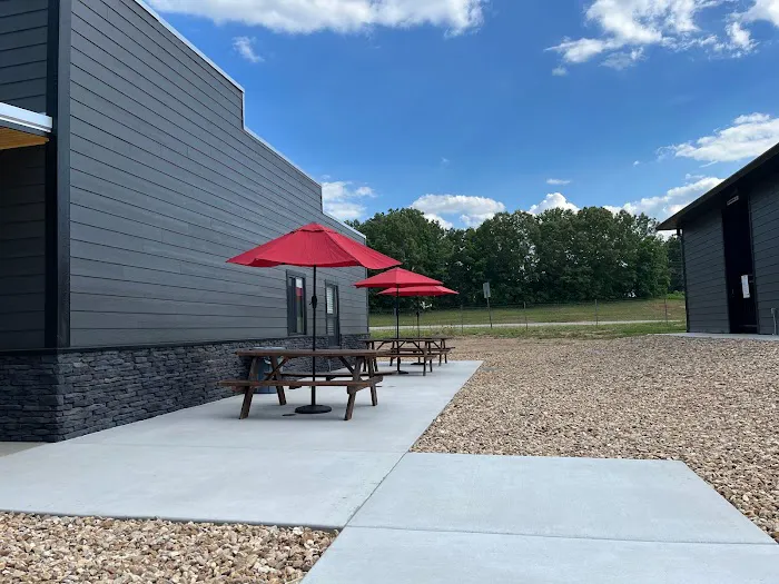 Crow's Nest RV Resort Picture 1