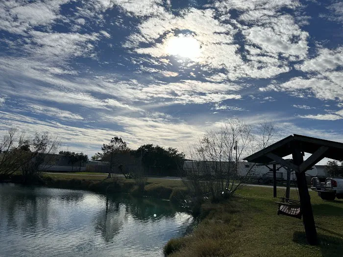 Beacon 44 RV Park Picture 8