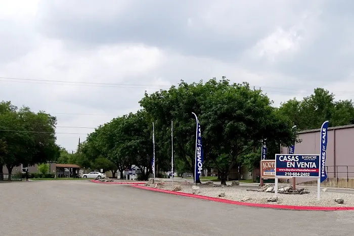 North Valley Manufactured Home Community Picture 3