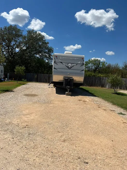 Big Oak RV Park Picture 3