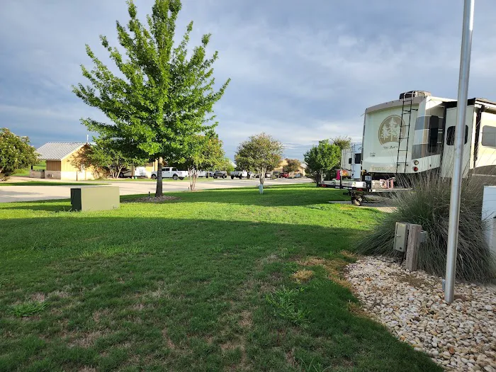 Alsatian RV Resort Picture 6