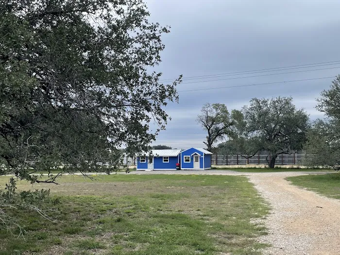 R&R RV Resort & Storage Picture 3