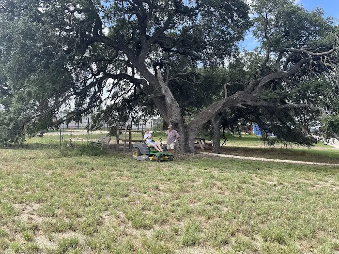 R&R RV Resort & Storage Picture 4