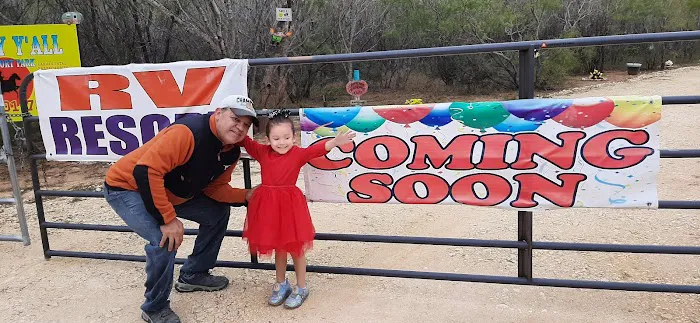 HOWDY Y’ALL RV RESORT PARK Picture 8