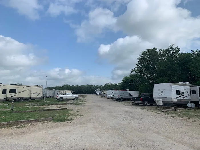 Blue Sky RV Resort Picture 1