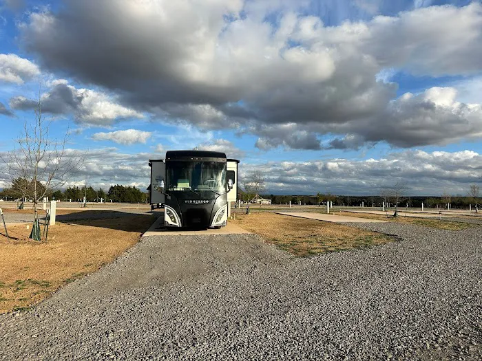 Love's RV Hookup Picture 4