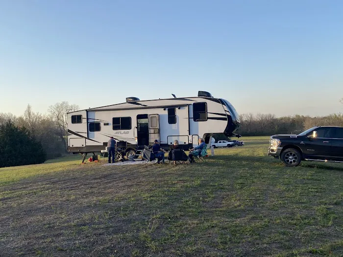 Shady Acres RV Park Picture 2