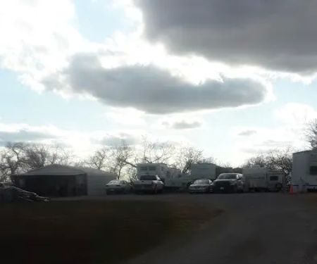 Hilltop rv and rentals