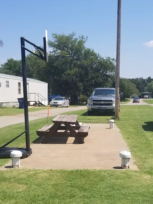 Major Mobile Home Park Inc Picture 3