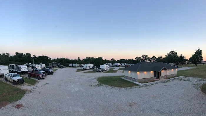 Cedar Creek RV Park Keith's RV Picture 5