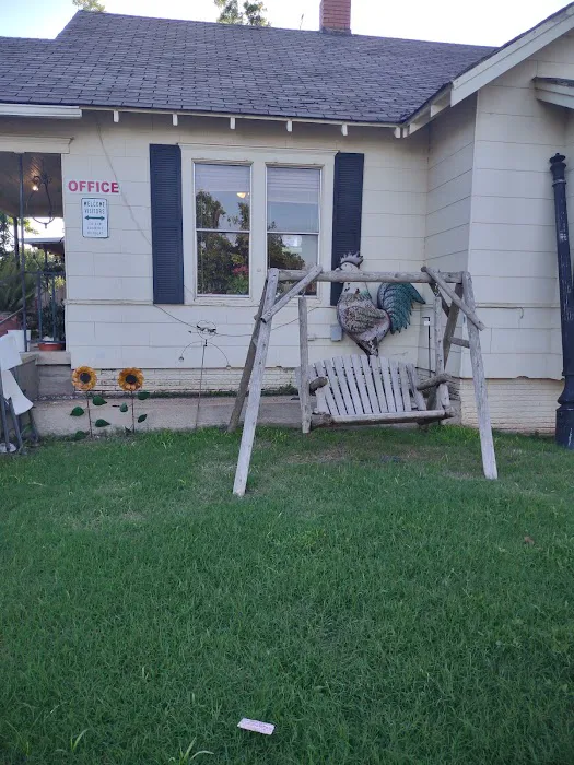 Sleepee Hollo RV Park - Kingfisher’s Premium RV Park Picture 2