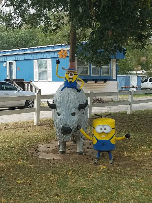 Sleepee Hollo RV Park - Kingfisher’s Premium RV Park Picture 10