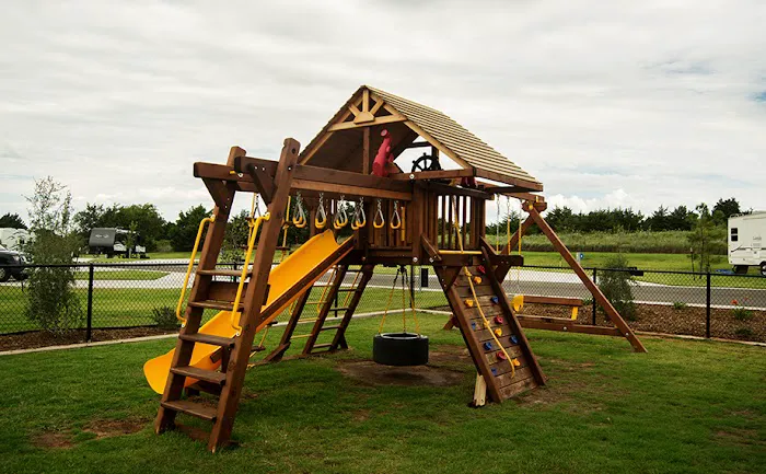 Wanderlust Crossings RV Park Picture 2