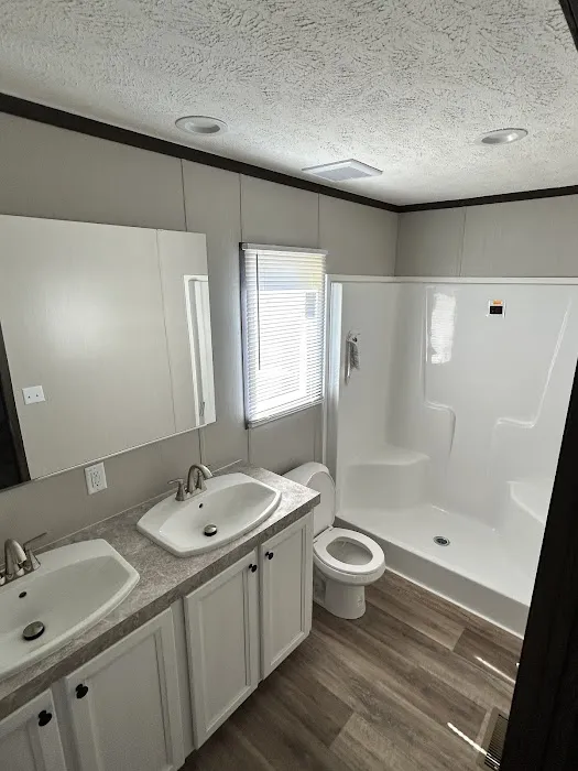 Sun Lake Mobile Home Community Picture 5