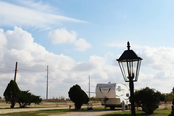 Weeping Willow RV Park Picture 2