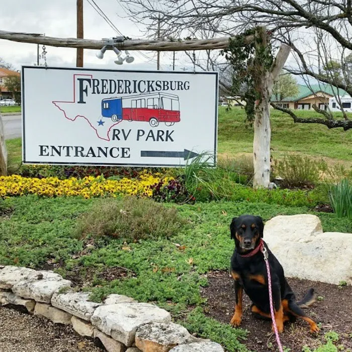 Fredericksburg RV Park Picture 10