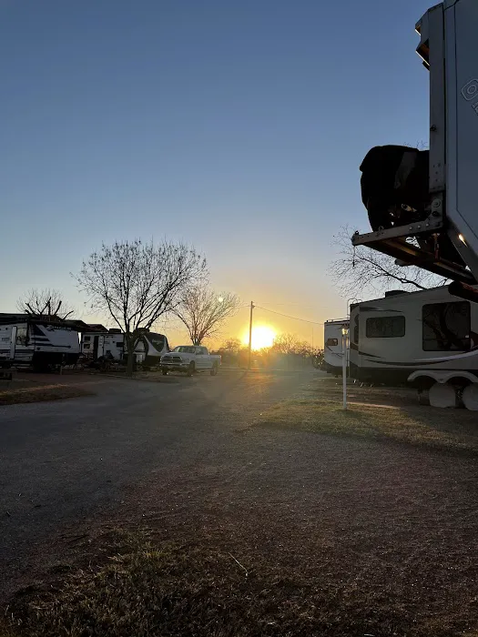 Fredericksburg RV Park Picture 8