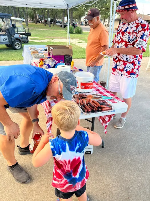 Oakwood RV Resort Picture 10