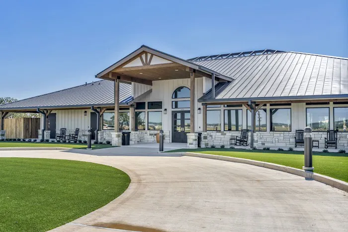 Lantern Oaks RV Resort Picture 1