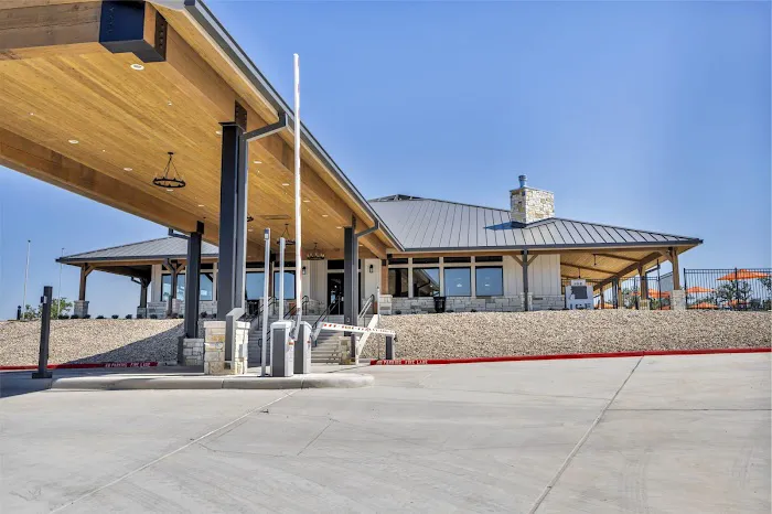 Lantern Oaks RV Resort Picture 3