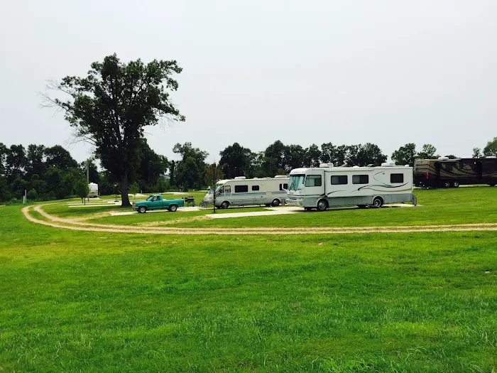 Theo's RV Park Picture 2