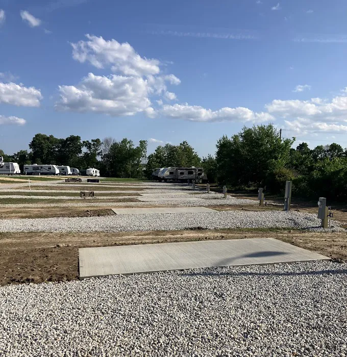 Theo's RV Park Picture 6