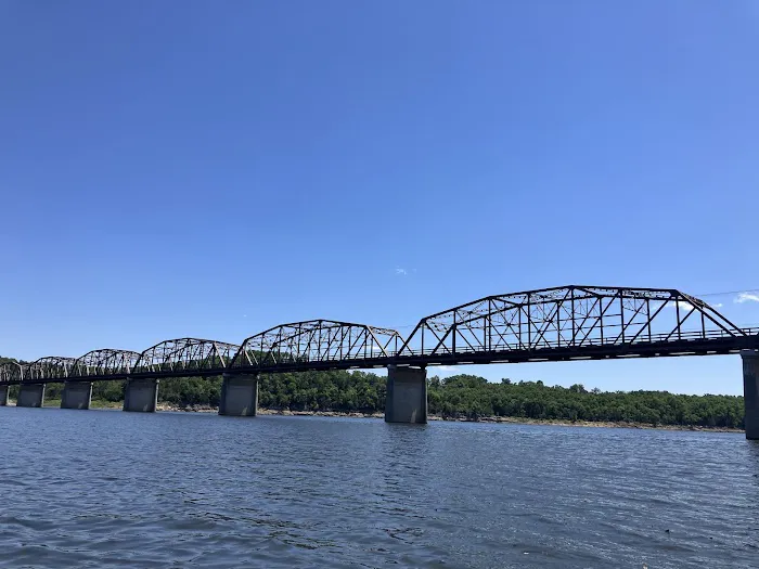 Theo's RV Park Picture 5