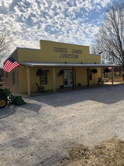 JESSIE JAMES JUNCTION RV PARK Picture 5