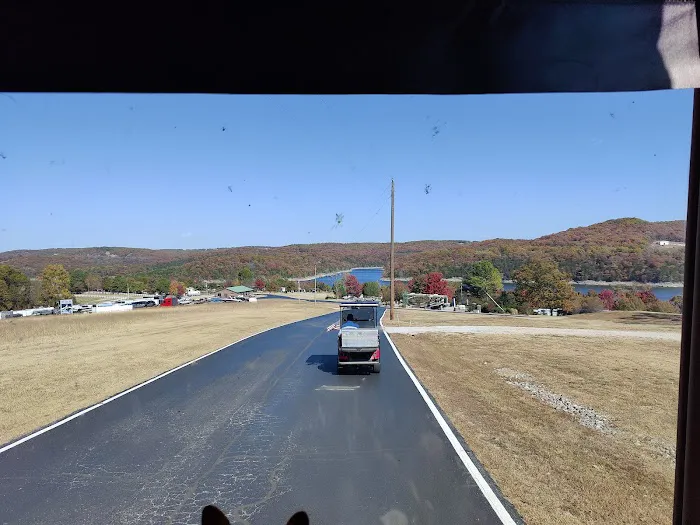 Ozarks Luxury RV Resort on Table Rock Lake Picture 2