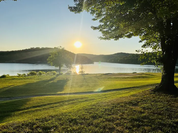 Ozarks Luxury RV Resort on Table Rock Lake Picture 6