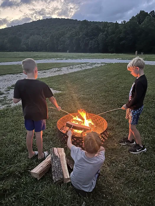 Kingston Trails RV Park Picture 4