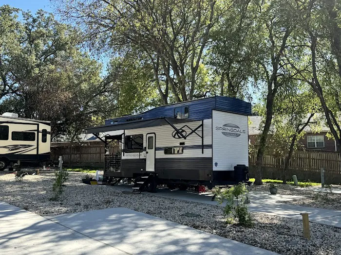 Oak Hills RV Park Picture 2