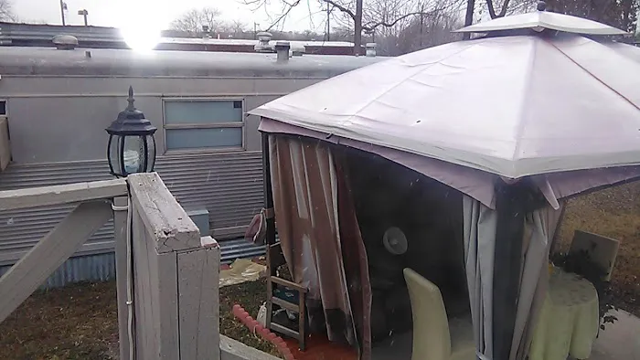 Twin Lane Apartments & Mobile Home Park Picture 10