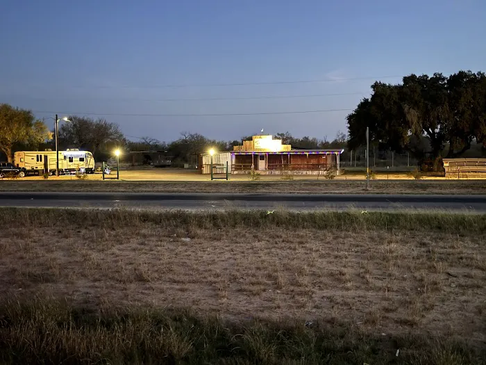 Hondo Creek RV Park Picture 3