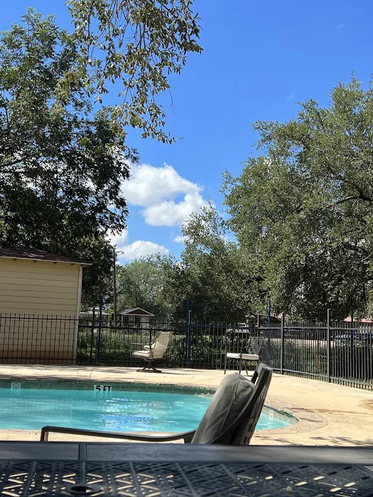 Pearsall RV Park Picture 3