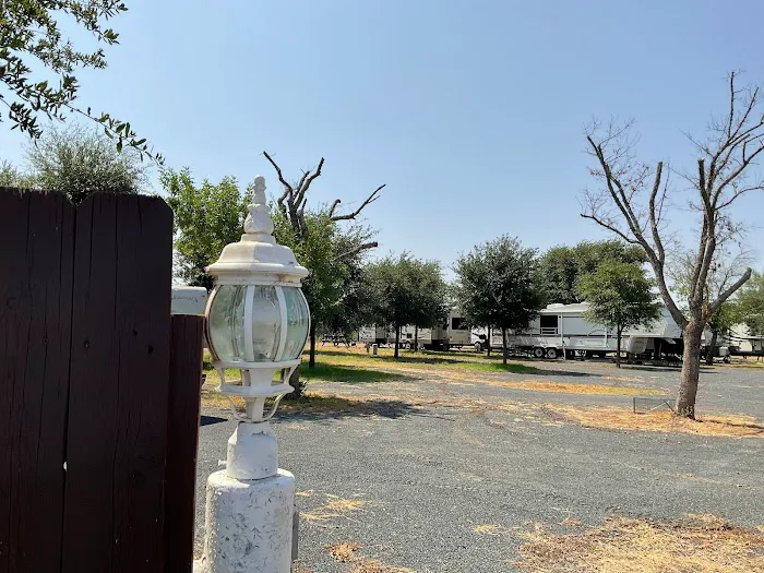 Bella Vita RV Park Picture 10