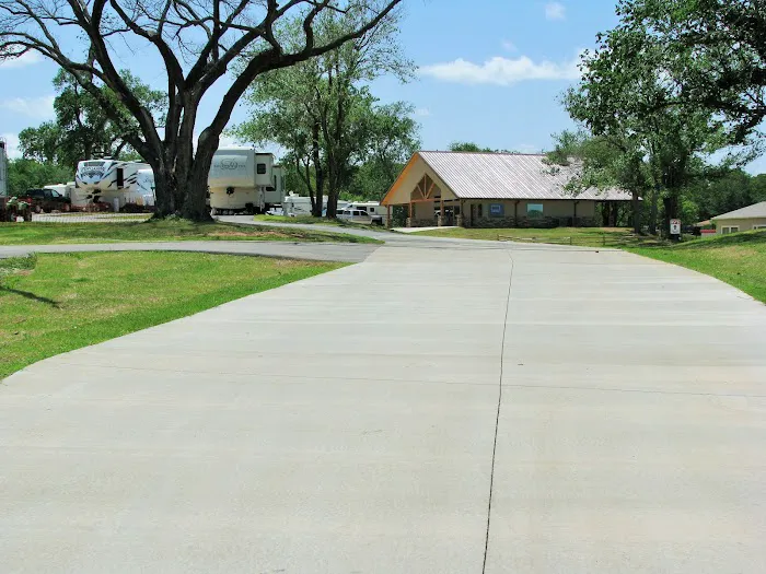 Sunset Ridge RV Park Picture 6