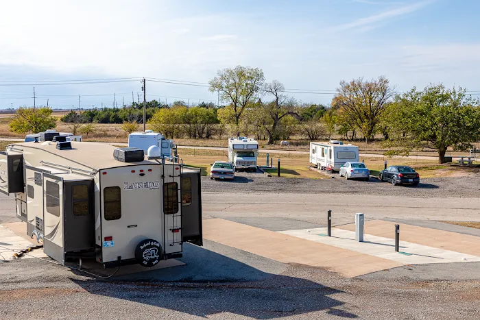 Sooners Corner RV Park Picture 2