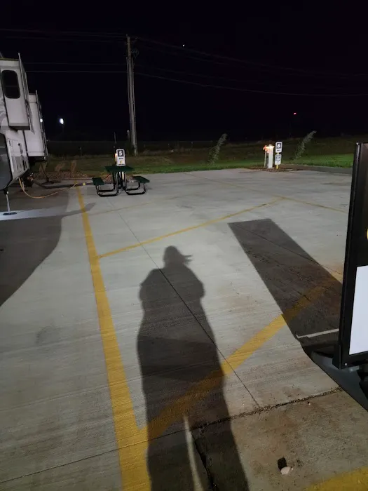 Love's RV Hookup Picture 2