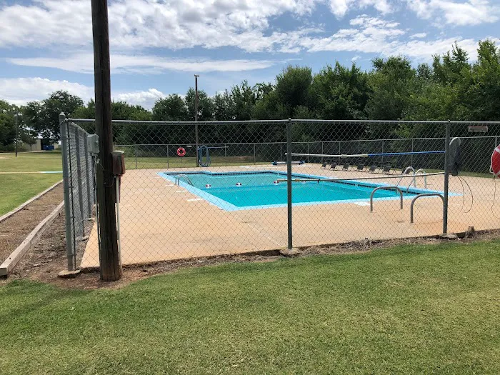 Park West Mobile Home Park Picture 4