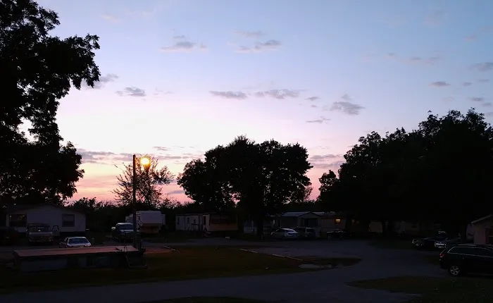 Shady Brooke Mobile Home and RV Park Picture 6