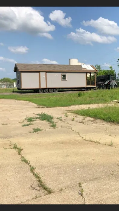 Whispering Oaks RV Park Picture 9