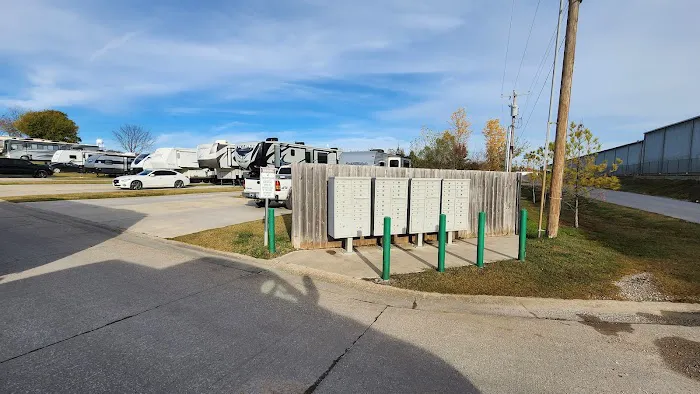 Whispering Oaks RV Park Picture 5