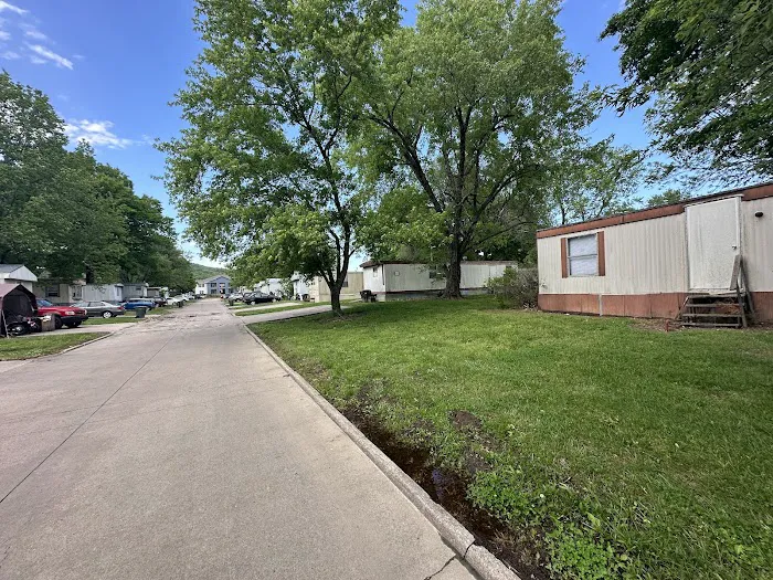 Shenandoah Mobile Home Park Picture 4