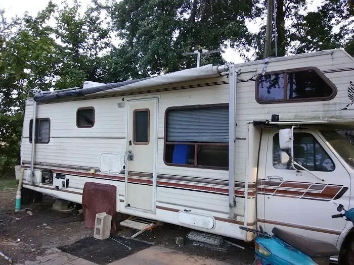 Razorback Mobile Park Picture 2