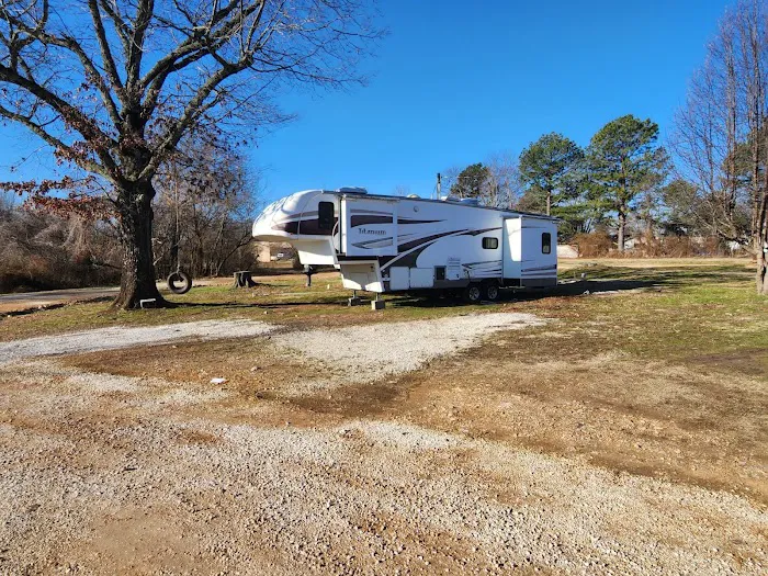 Green Acres Mobile Home & RV Park Picture 3