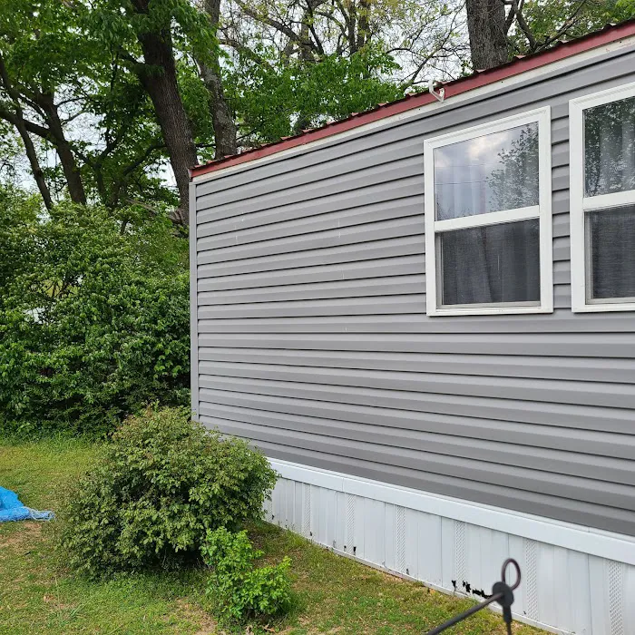 Green Acres Mobile Home & RV Park Picture 10